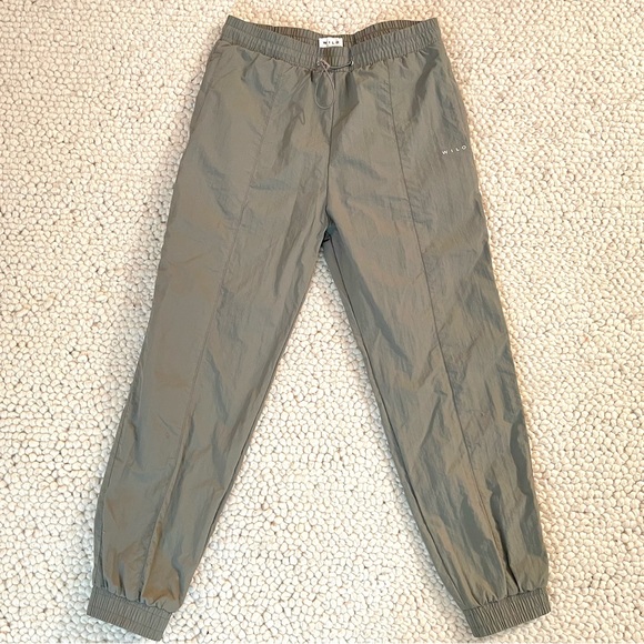 Wilo The Label Parachute Pants, Women’s Khaki Green Medium - Picture 3 of 11